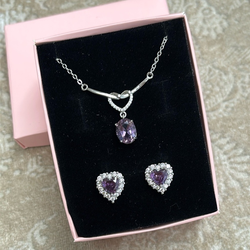 Brand New Silver Purple Heart-Shaped Amethyst Pendant Necklace & Stud Earrings
